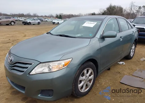 2011 Toyota Camry Le z USA, uszkodzony, nr VIN 4T1BF3EK8BU734055